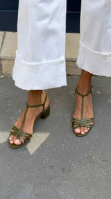Alina | Golden Strappy Sandals Everyday