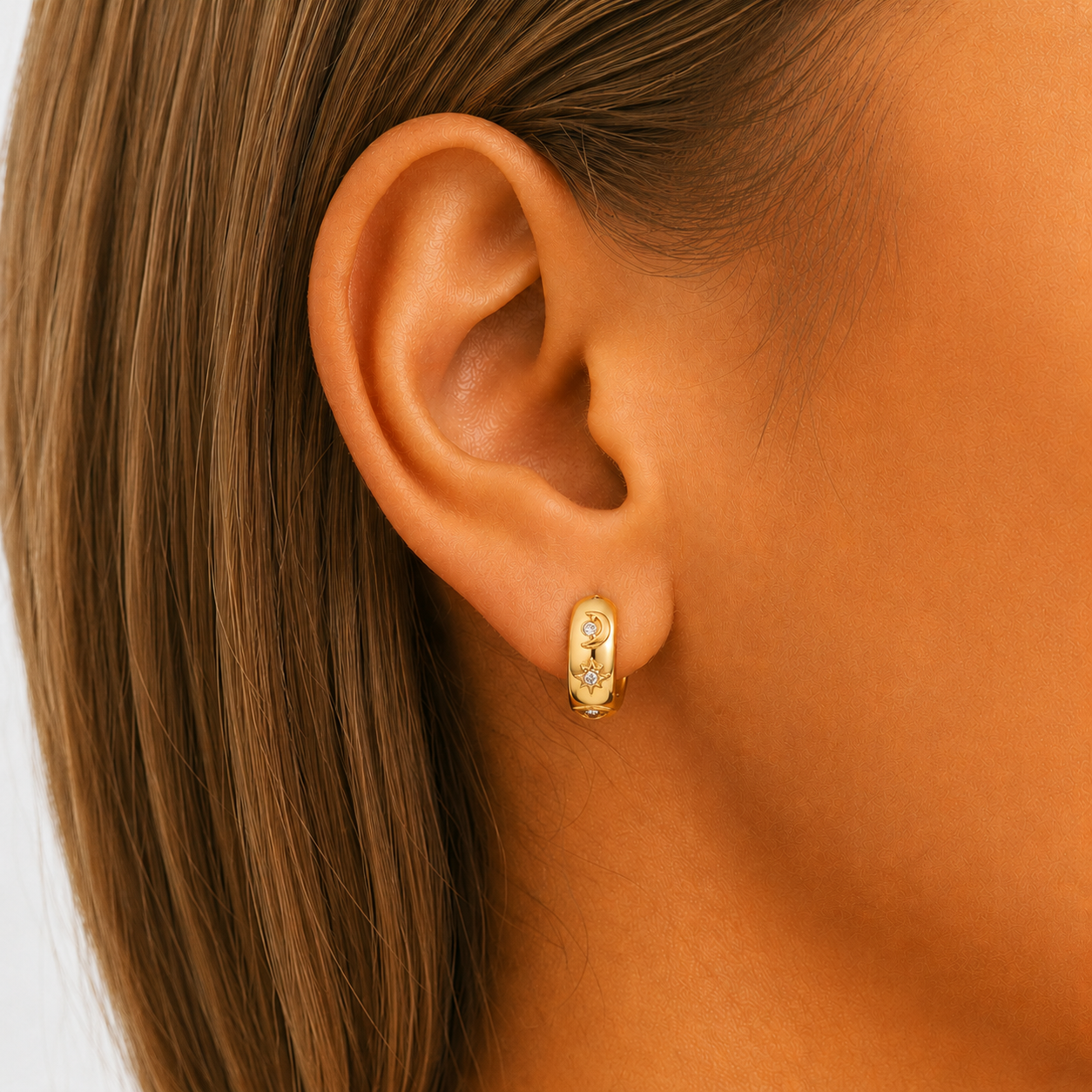 Trinette | Golden Drop Earrings