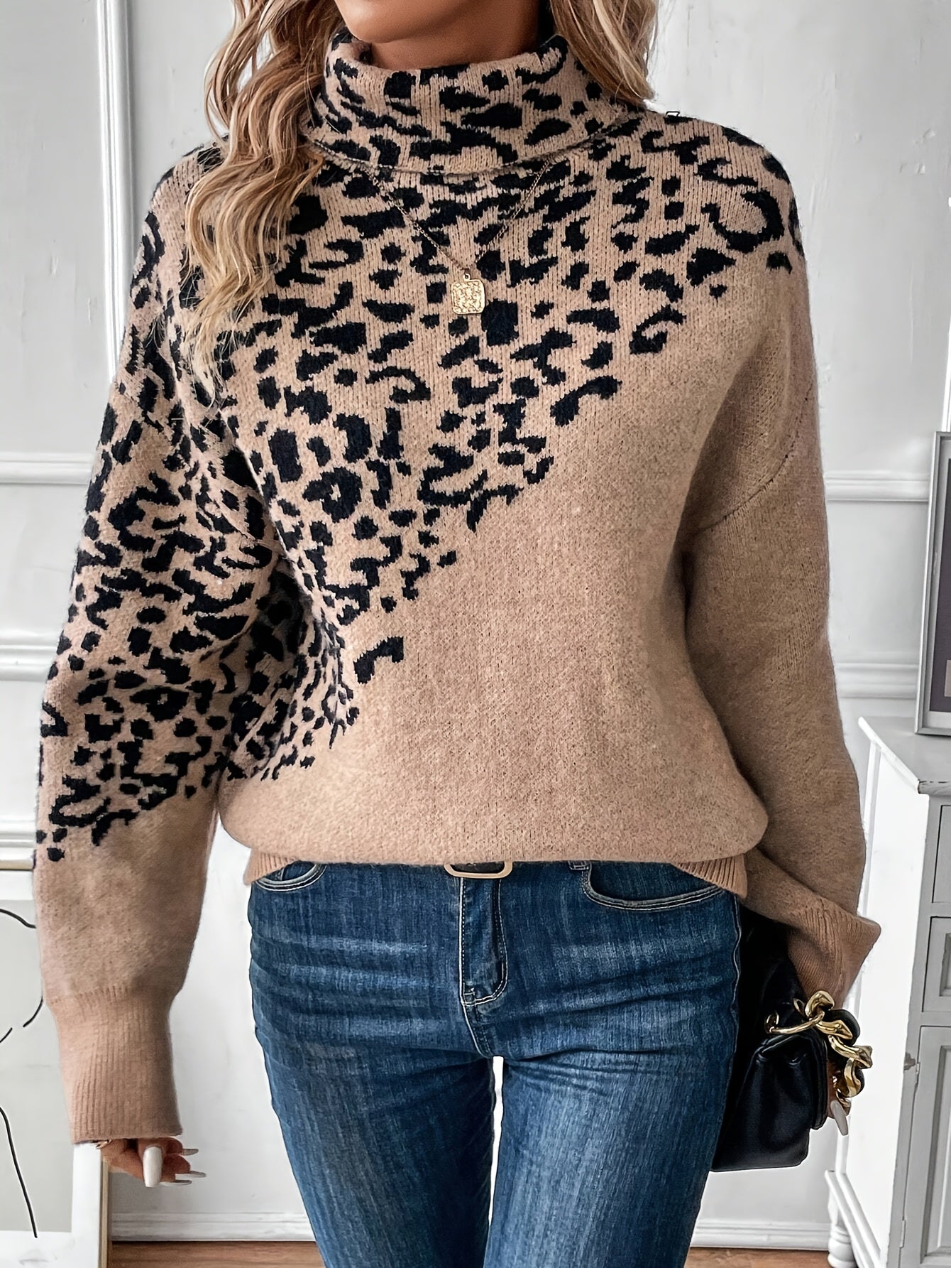 Valentina | Leopard Turtleneck Knit Sweater
