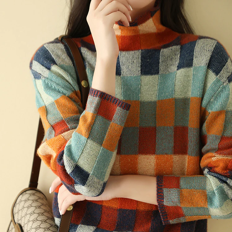 Vivienne | Retro Plaid Cozy Knit Sweater