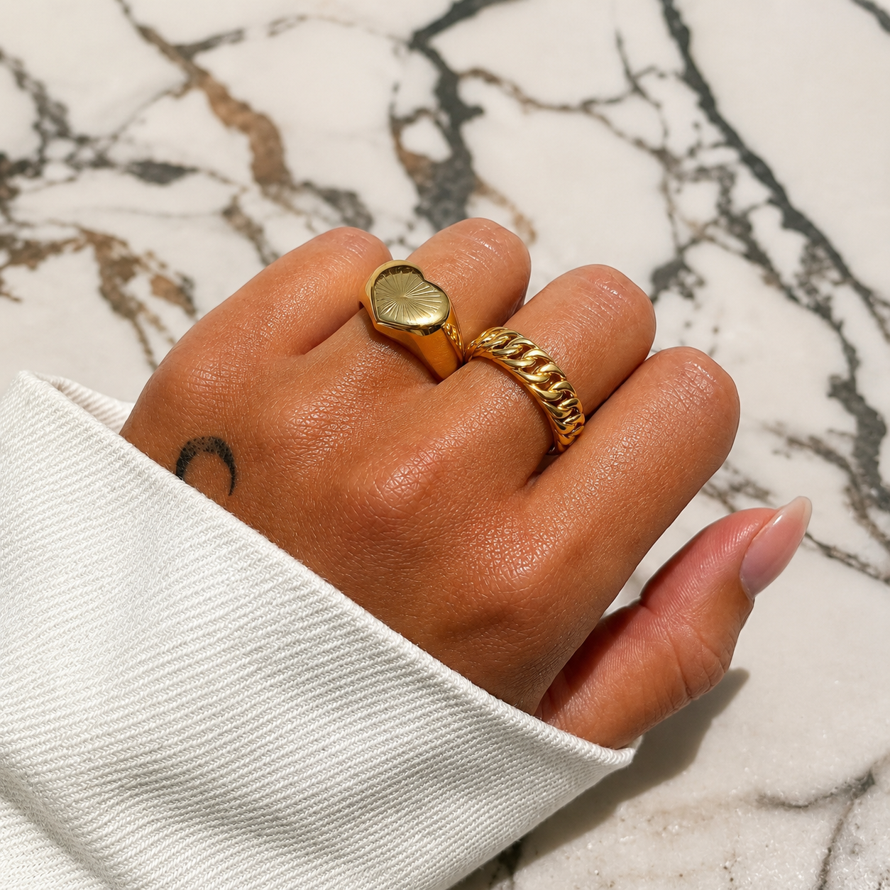 Goldia | Timeless Chain Ring