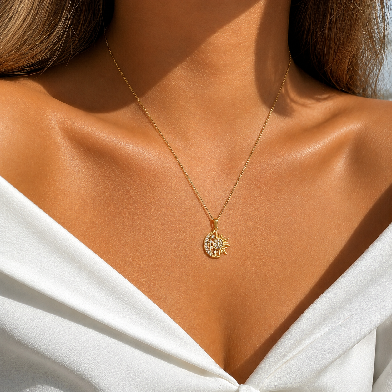 Berit | Moon & Sun Pendant Necklace
