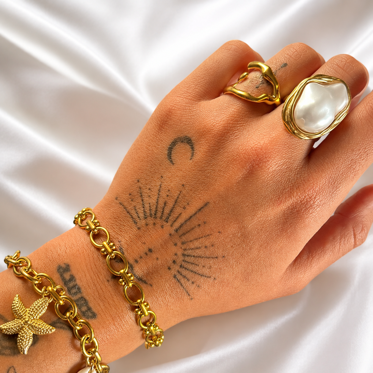 Marigold | Adjustable Pearl Ring