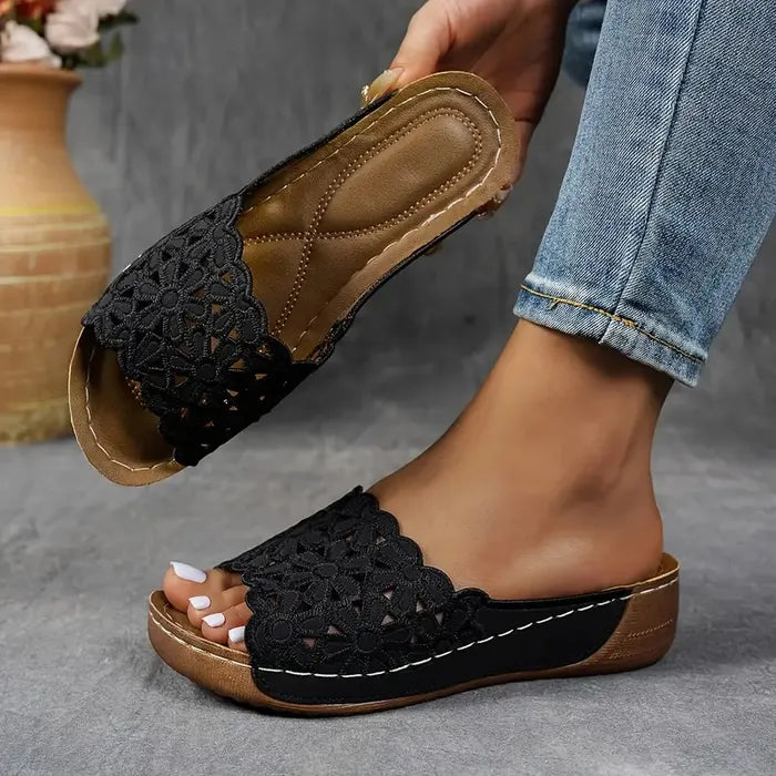 Lexi | Floral Ergonomic Slide Sandals