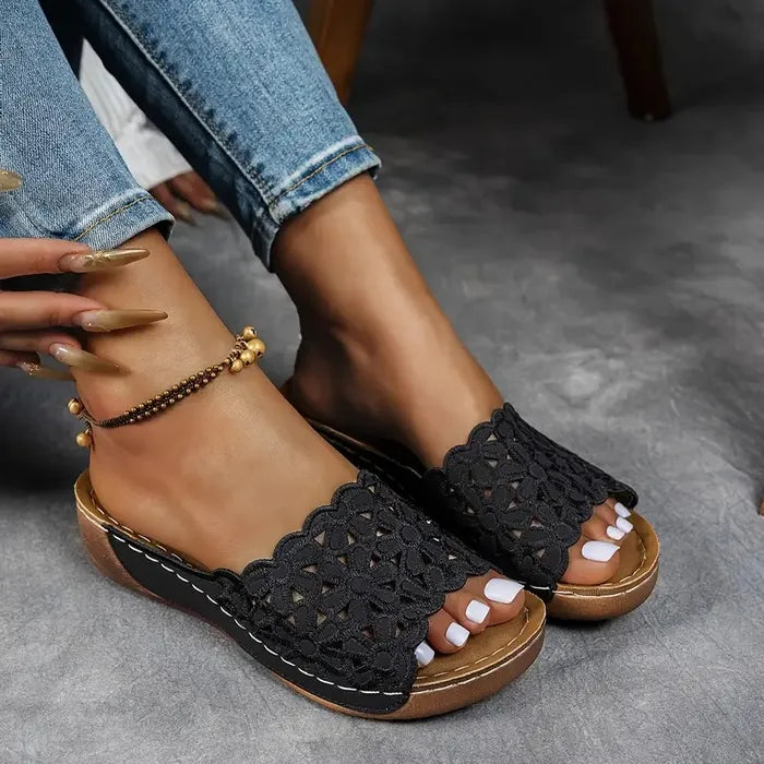 Lexi | Floral Ergonomic Slide Sandals