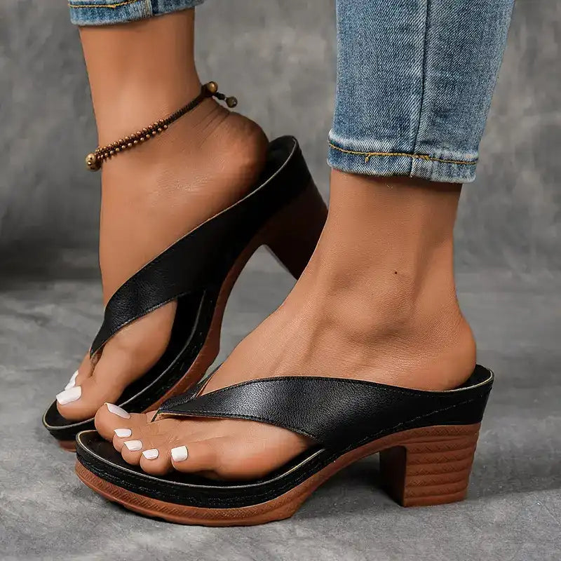 Teresa | Elegant Relaxed Block-Heel Sandals
