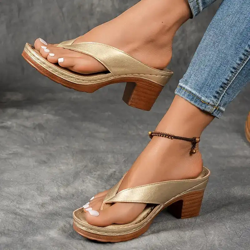 Teresa | Elegant Relaxed Block-Heel Sandals