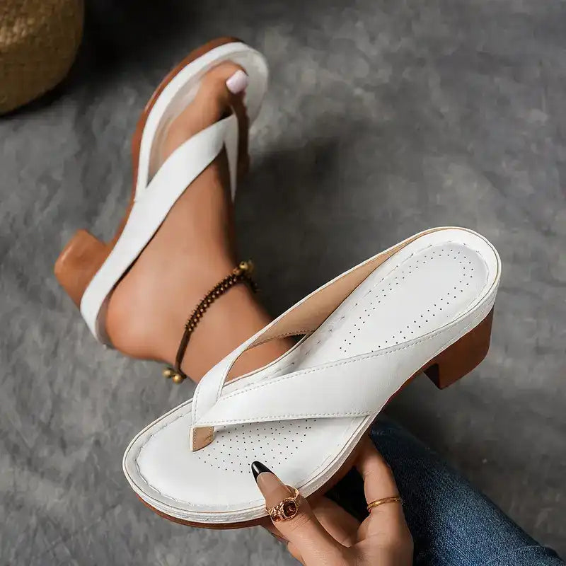 Teresa | Elegant Relaxed Block-Heel Sandals